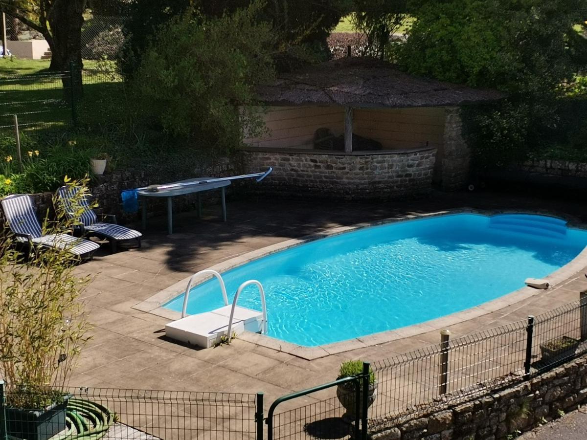 Chambres D'Hotes Avec Piscine Aux Agapanthes De Cromel - Mont Saint Michel Exterior photo